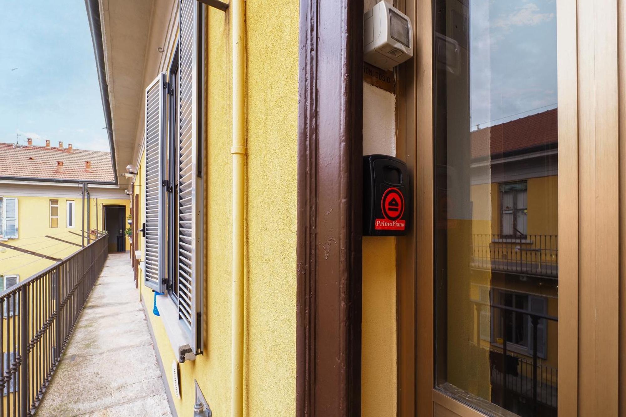 Primopiano - Custodi Apartment Milan Bagian luar foto